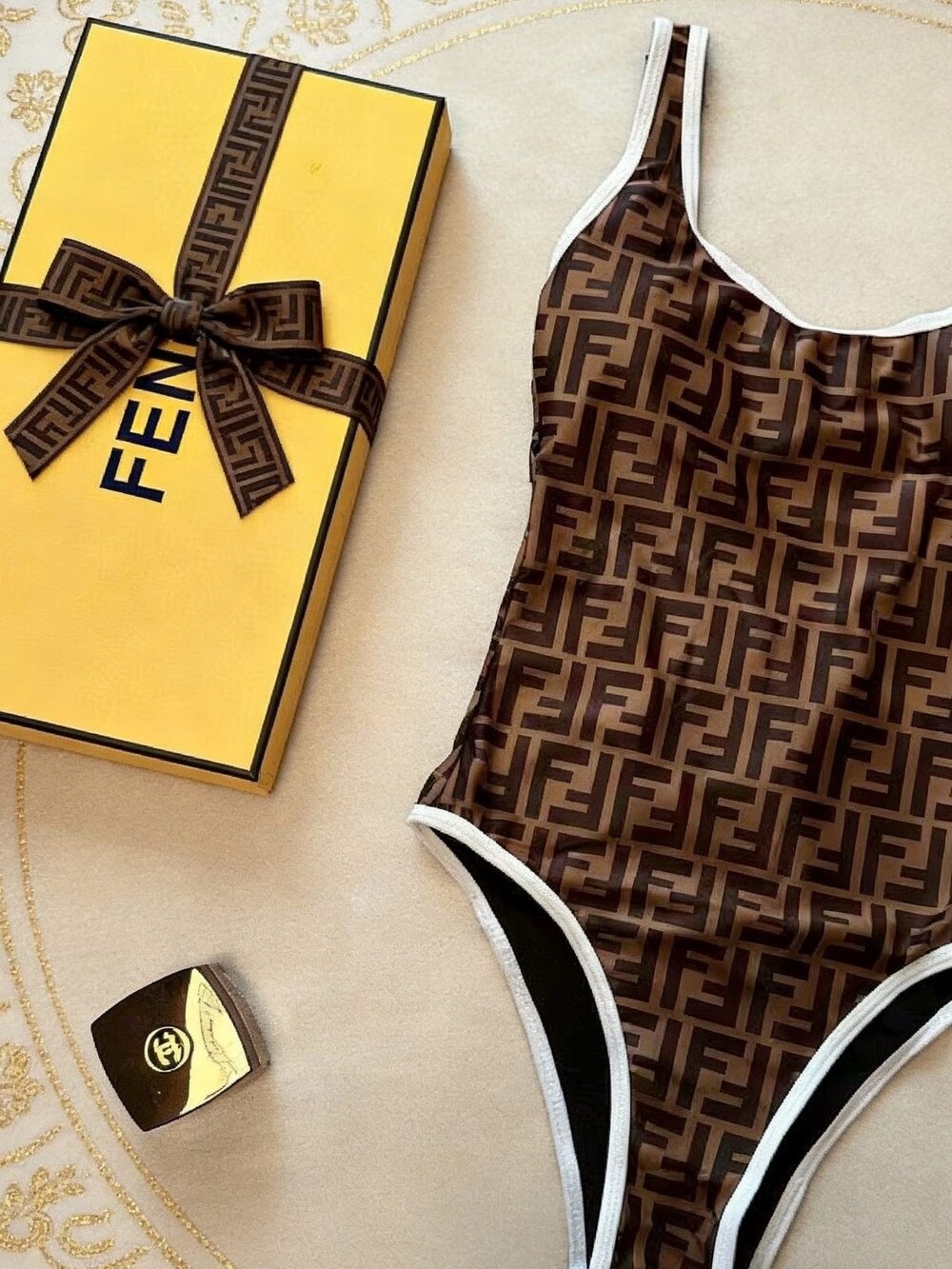Fendi FF Logo Contrast Trim Swimsuit - Picture 5 of 6